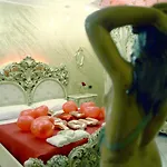Gold luxury suite home roma